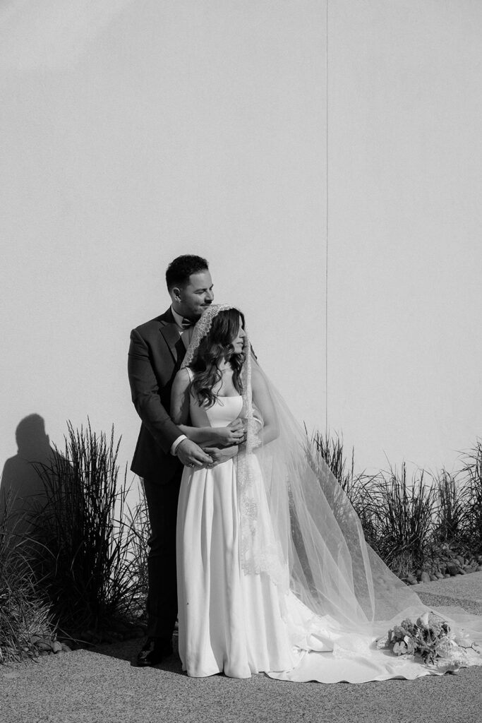 Wedding couple at the modern architecture of the lumen house